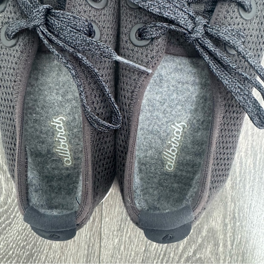 Allbirds Merino Wool Runners Shoes Dark Grey Charcoal Women’s Sz 7 - Picture 3 of 6